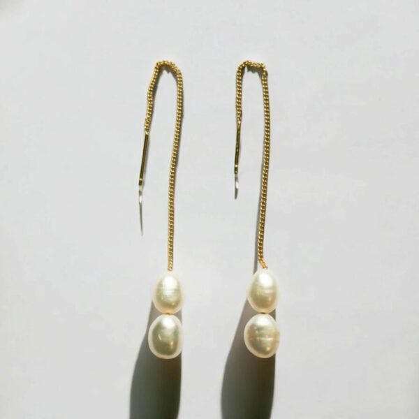 Boucles d’Oreilles Classiques en Perles Baroques & Plaqué Or 14K – Image 3