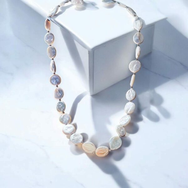 Collier en Perles Baroques Plates de Luxe – Image 4