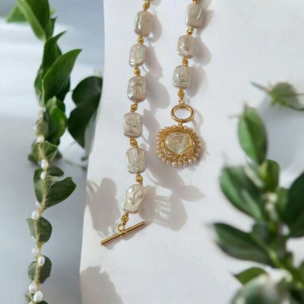 Collier à Bascule en Perles d'Eau Douce – Image 6