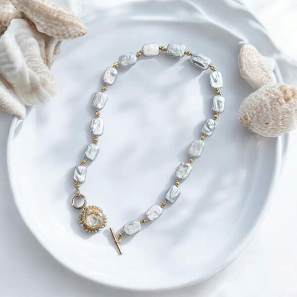 Collier à Bascule en Perles d'Eau Douce – Image 4